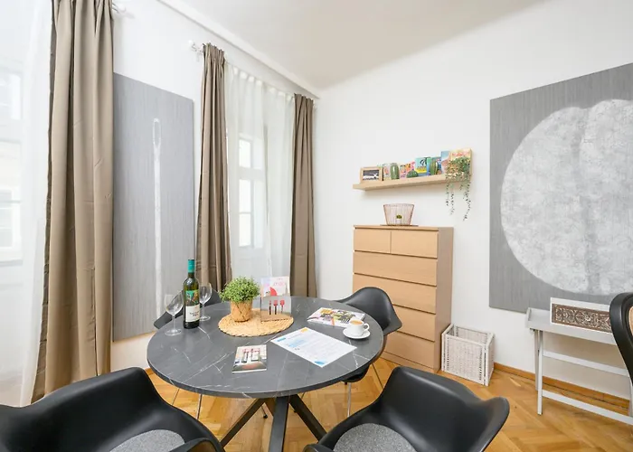 Central City Apartments Appartamento *