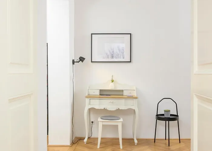 Central City Apartments * Vienna